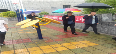 西山煤業(yè)開展“雨季三防”地面專項檢查工作