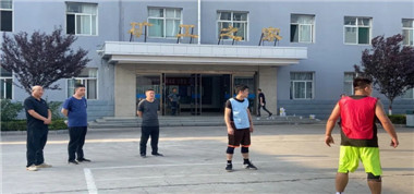聯(lián)盛公司黨建活動5V5籃球賽正在火熱進(jìn)行中